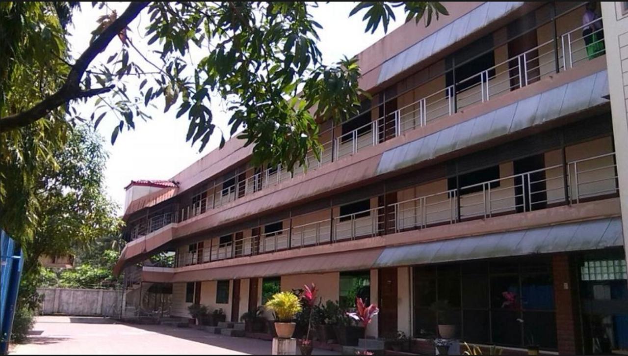 Airport Inn Gyogon Exterior foto